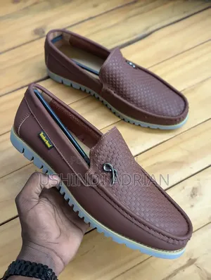 ORIGINAL TIMBERLANDSize: 40, 41, 42, 43, 44