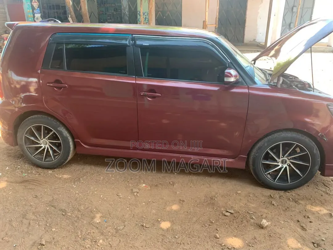 Toyota Corolla Rumion 2008 Maroon