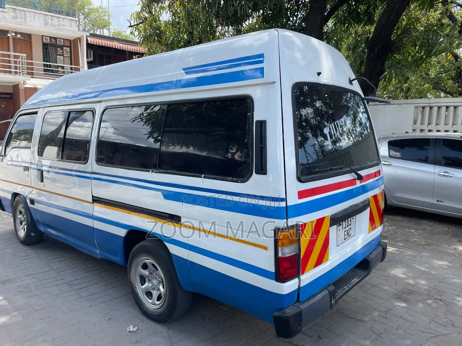 Nissan Caravan (Urvan) 1996 White