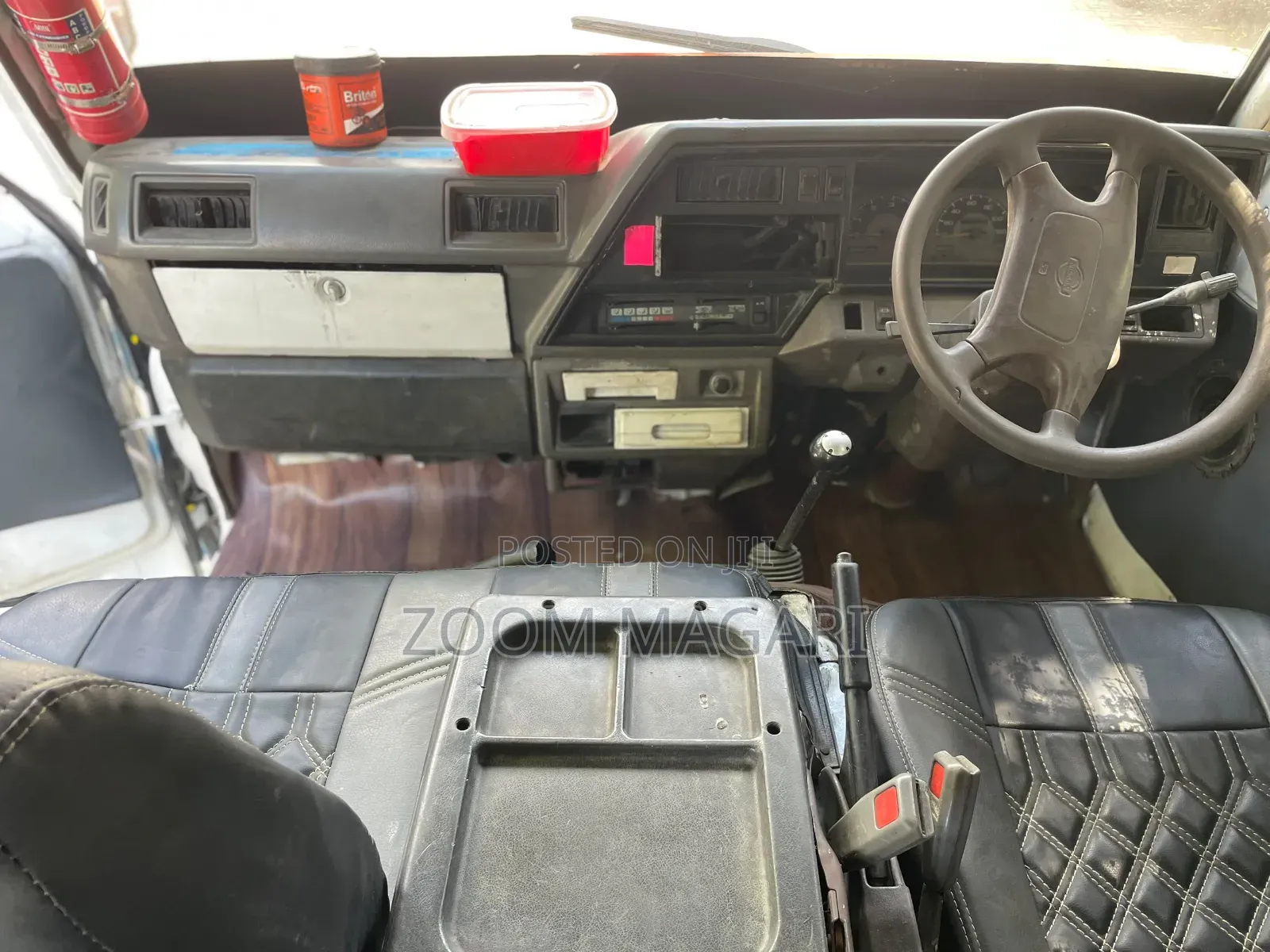 Nissan Caravan (Urvan) 1996 White