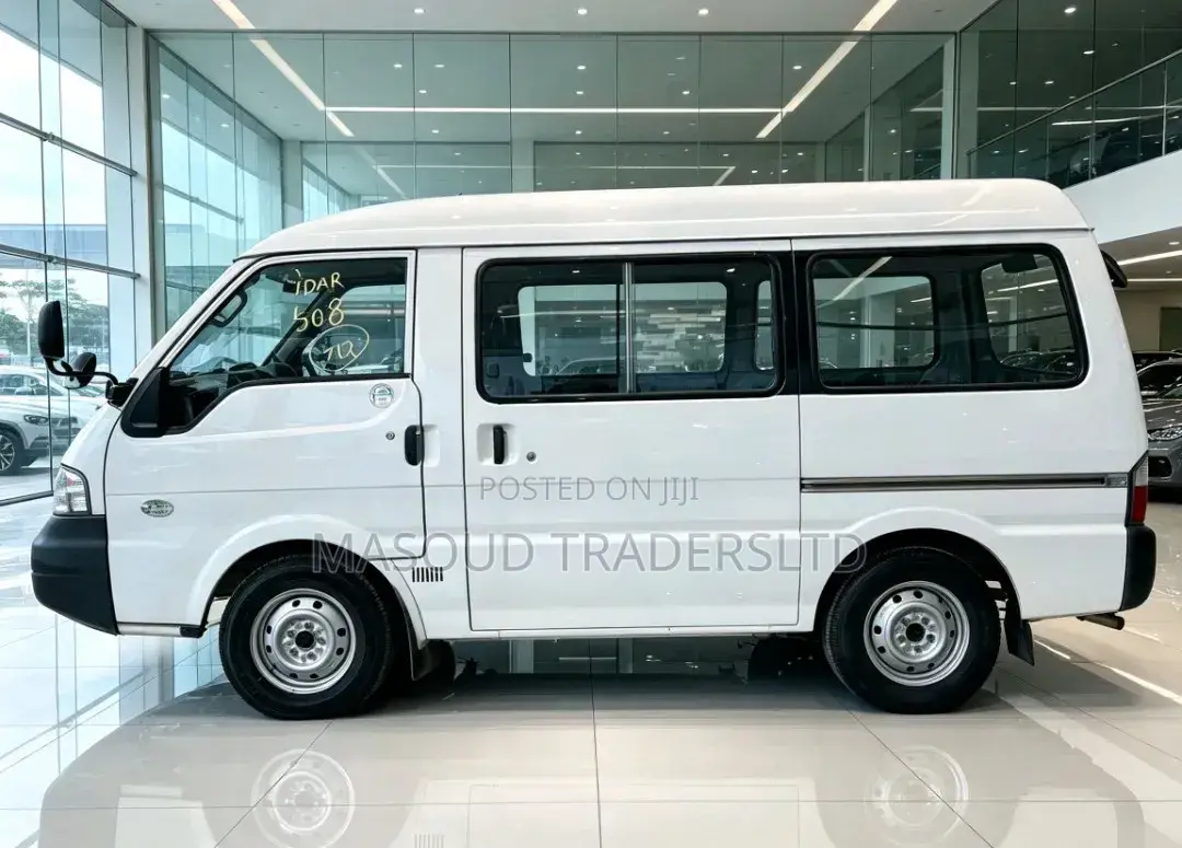 Nissan Vanette 2003