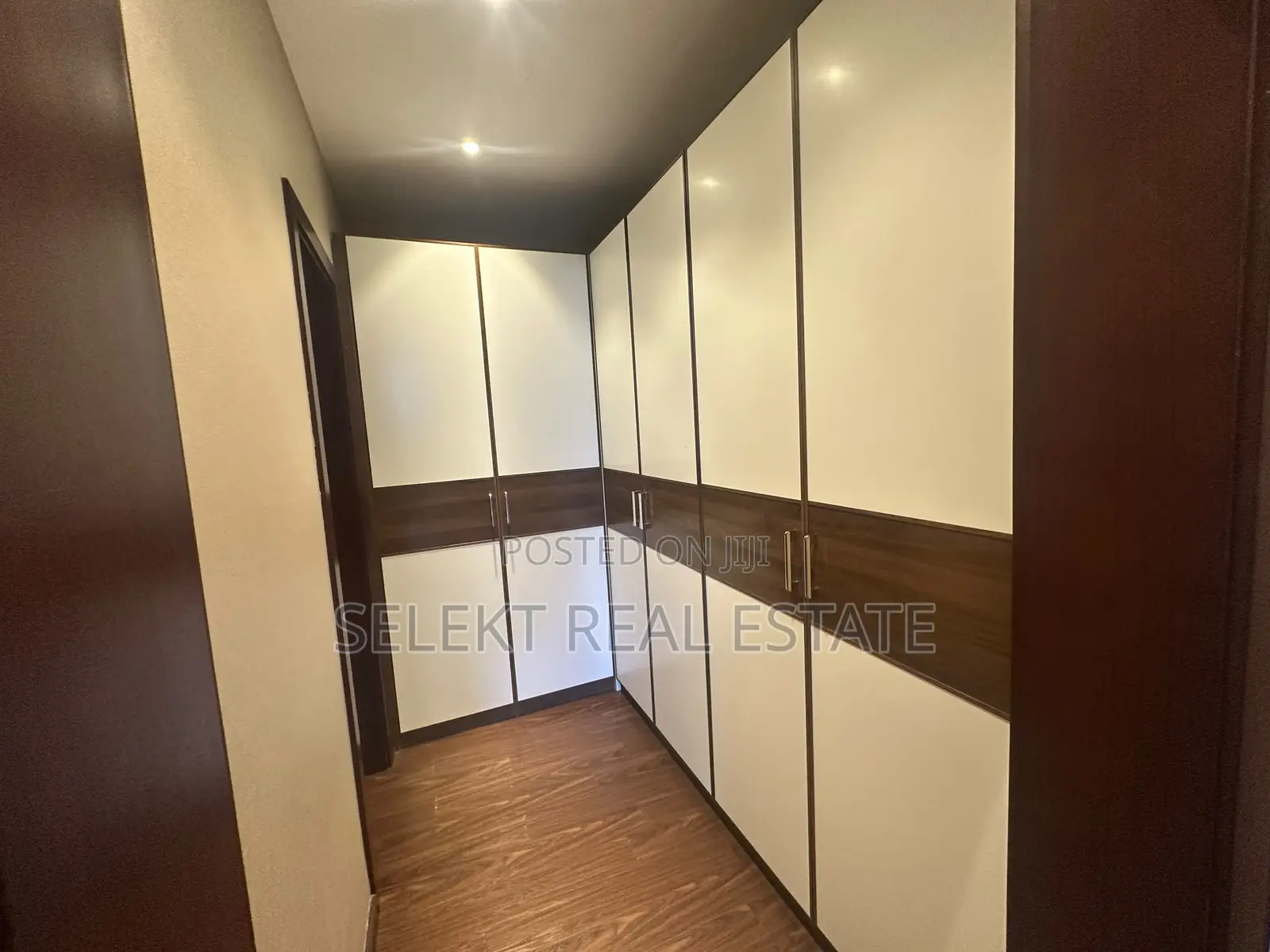Furnished 2bdrm Apartment in Oyster Bay for rent