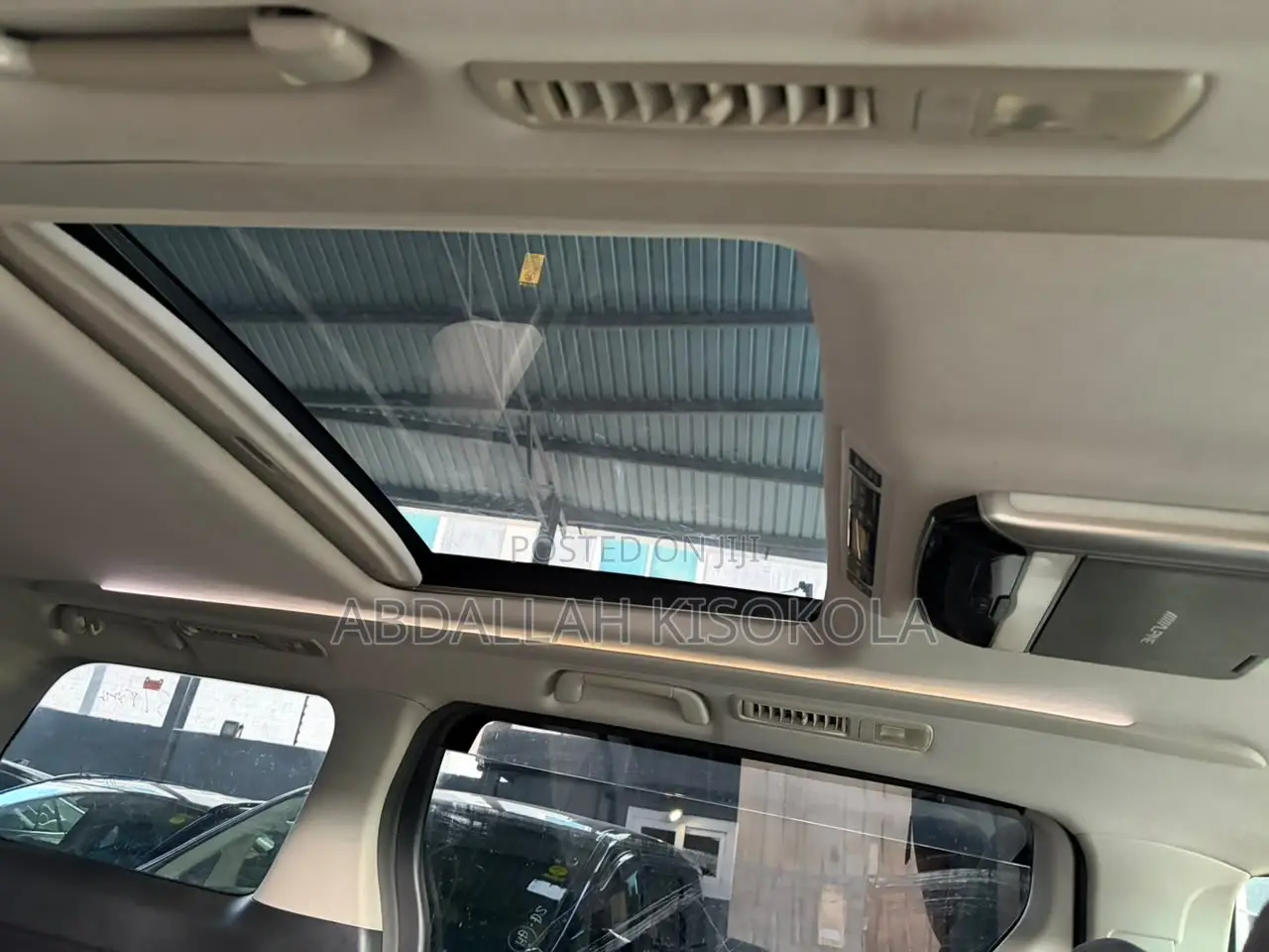 Toyota Vellfire V 2.4 FWD 7-Seater 2010 Black