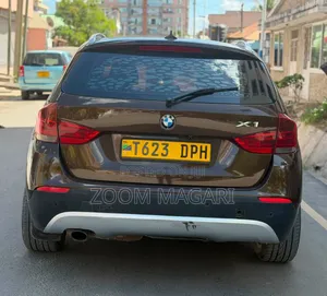 BMW X1 2011 Brown