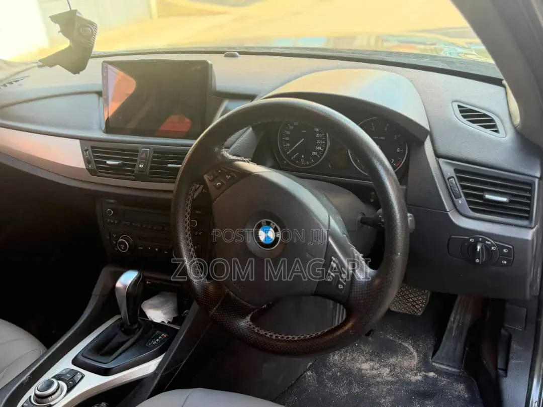 BMW X1 2011 Brown