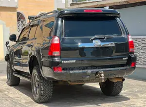 Toyota Hilux Surf 2005 Black
