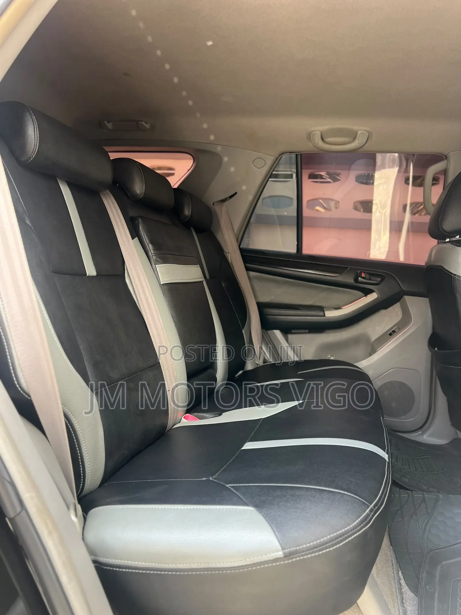 Toyota Hilux Surf 2005 Black