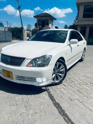 Toyota Crown 2006 White