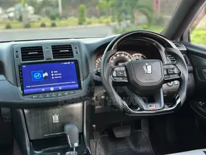 Toyota Crown 2009 White