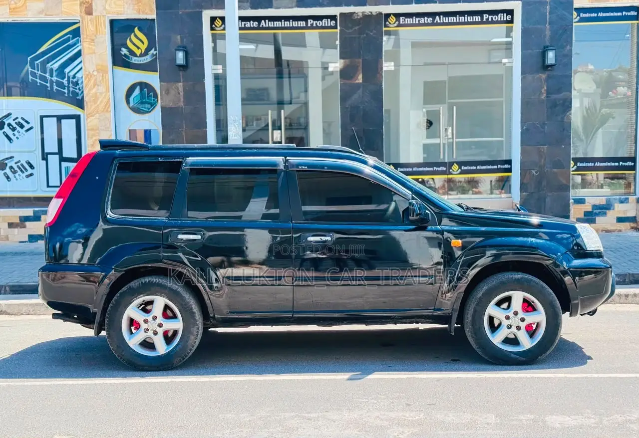 Nissan X-Trail 2005 Black