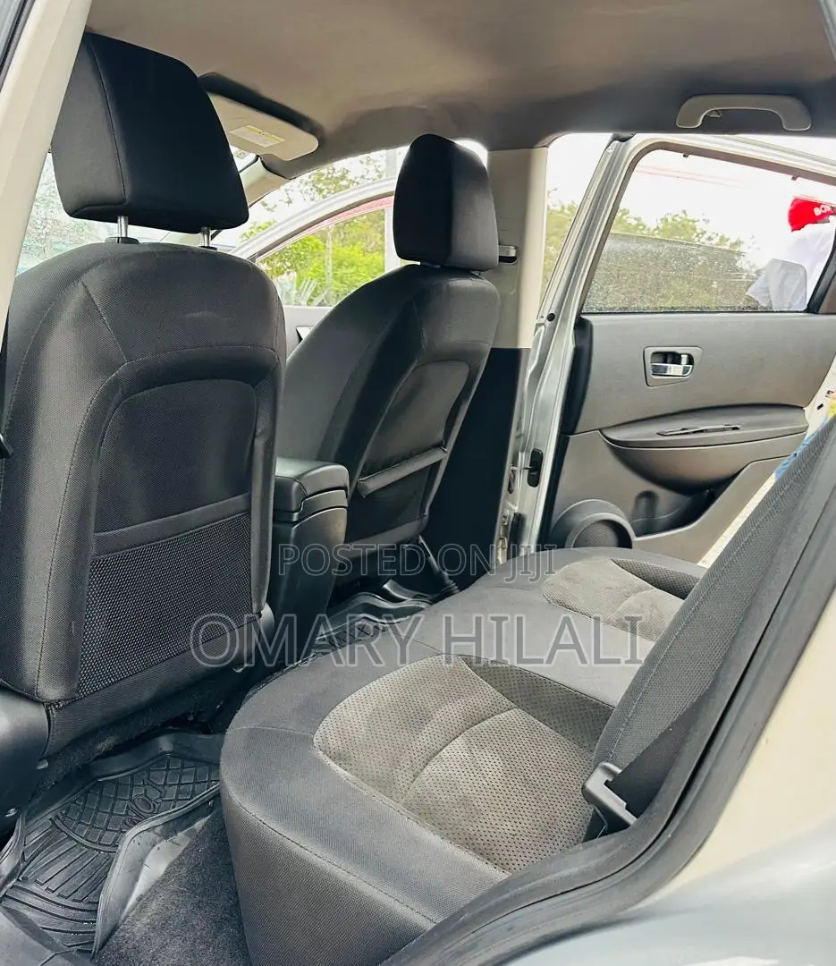 Nissan Dualis 2011 Silver