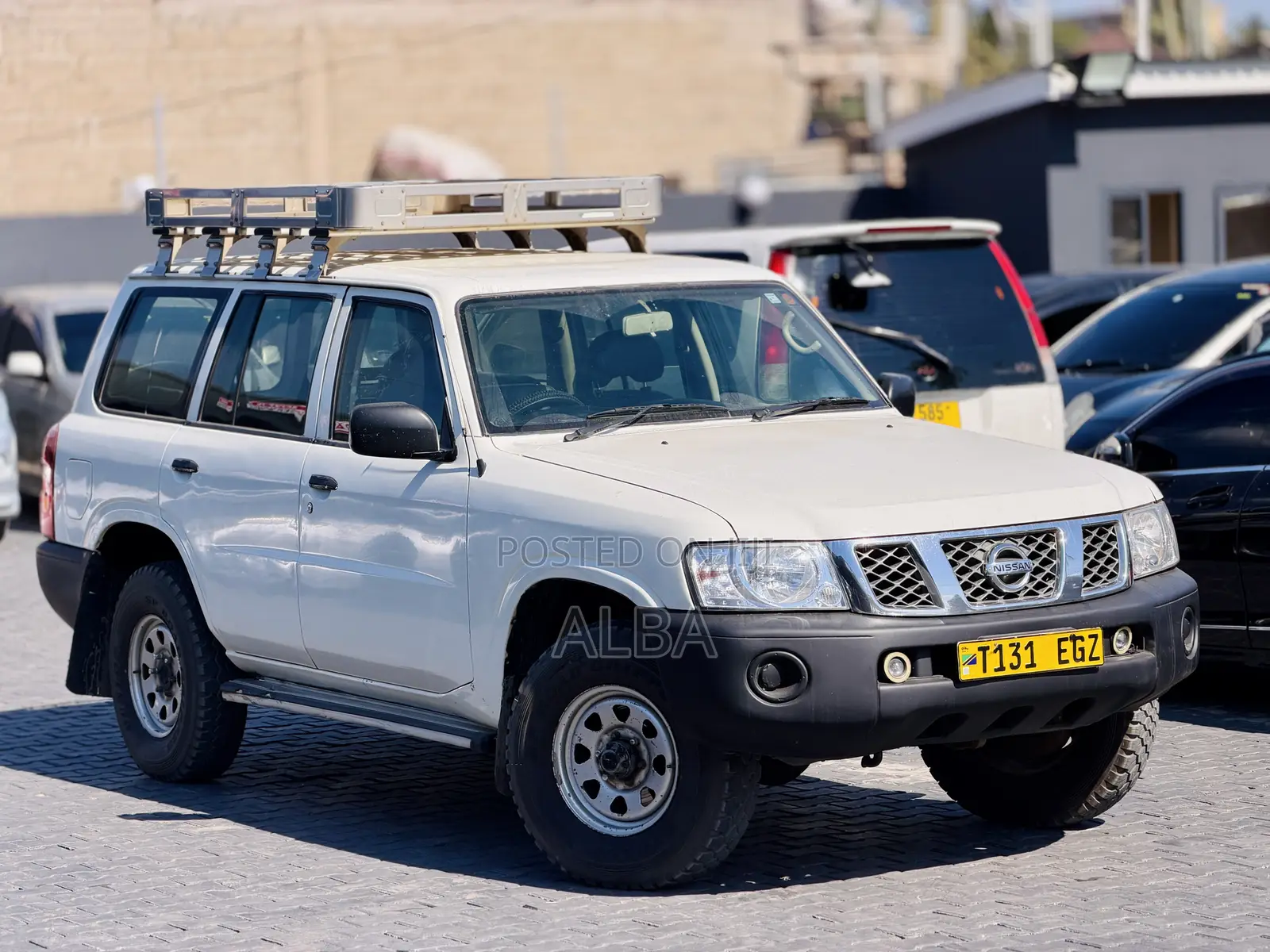 Nissan Patrol 2010 White