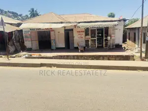 5bdrm House in Kirumba for sale
