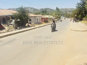 5bdrm House in Kirumba for sale