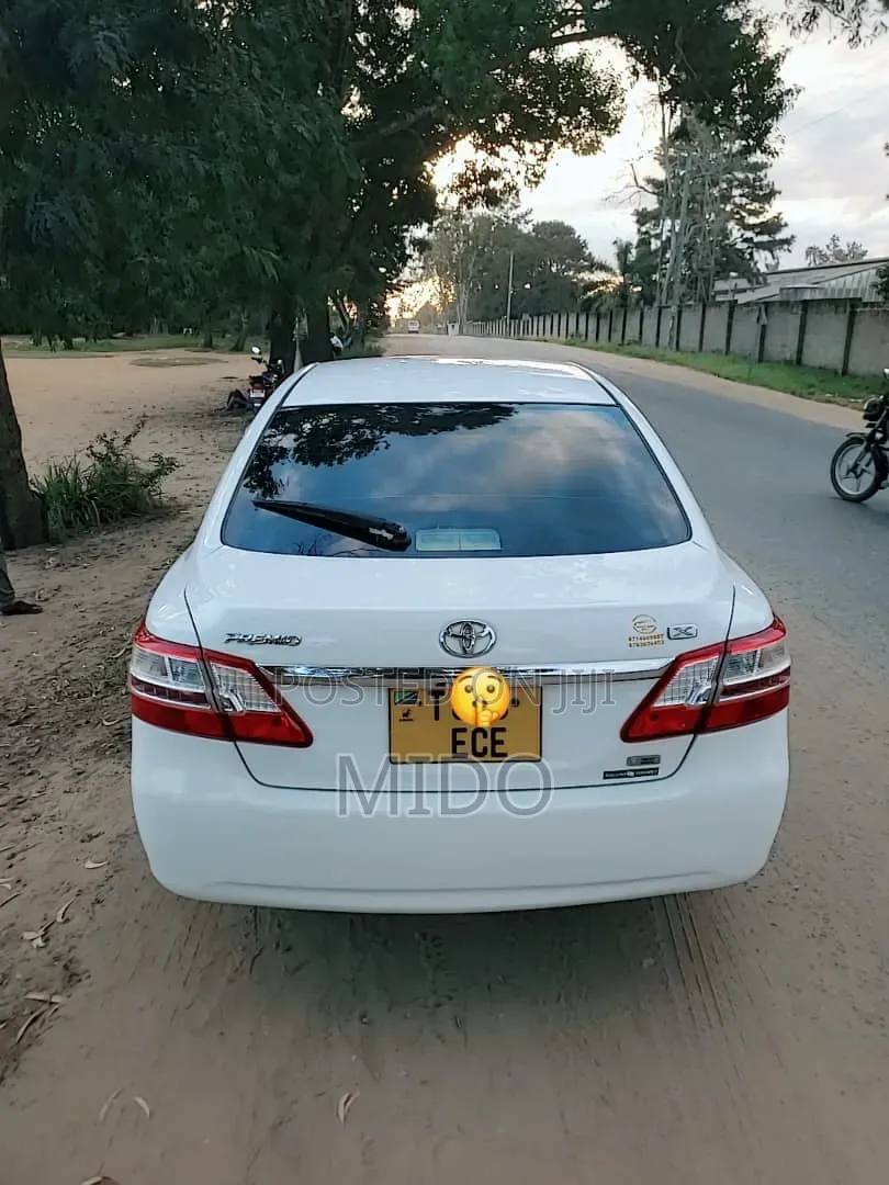 Toyota Premio 2007 White