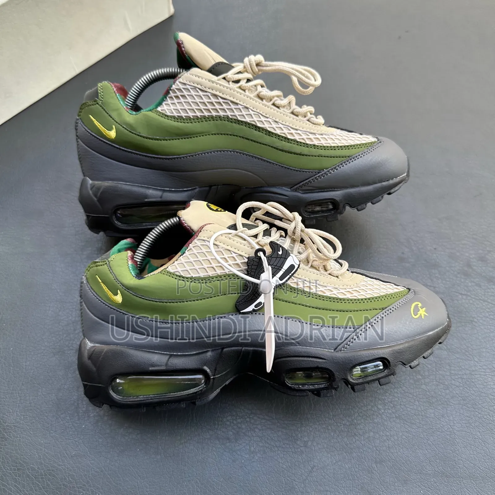 CORTEIZ SHOESSize: 40, 41, 42, 43, 44, 45
Bei: 120,000/=Karibuni.