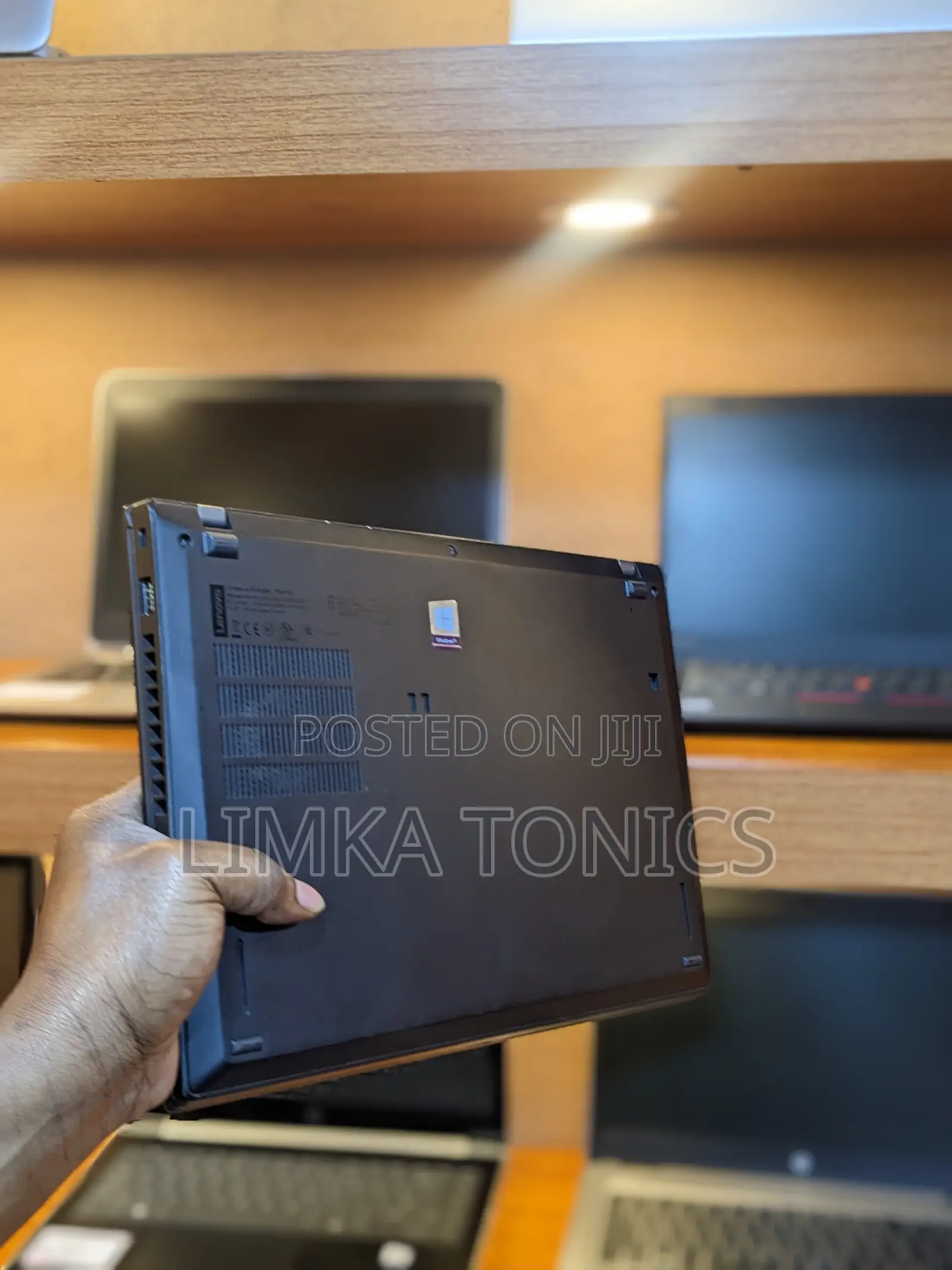 New Laptop Lenovo ThinkPad X390 8GB Intel Core i5 SSD 256GB