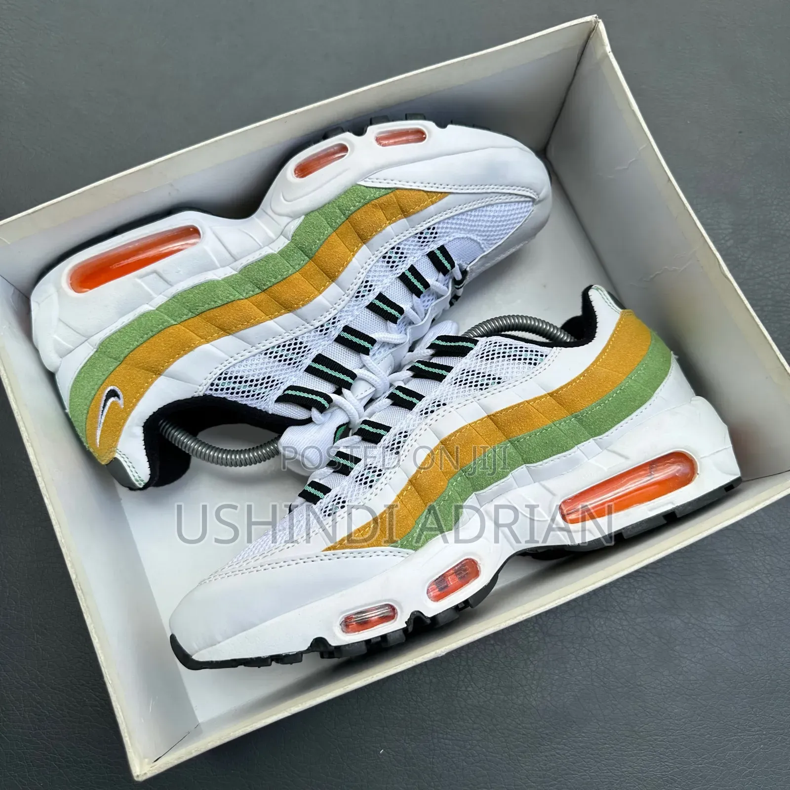 AIRMAX 95Size: 39, 40, 41, 42, 43, 44, 45Bei: 120,000/=