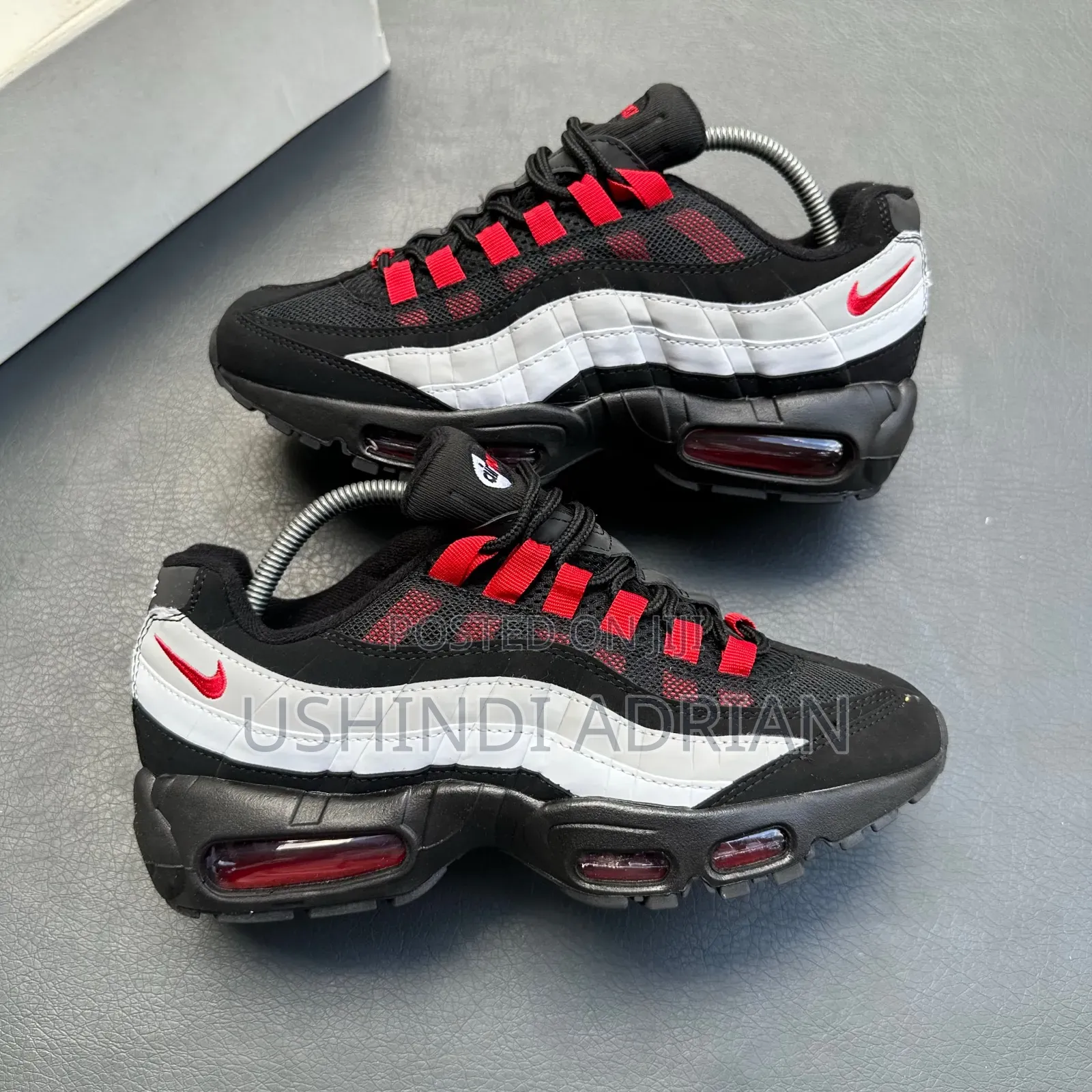 AIRMAX 95Size: 39, 40, 41, 42, 43, 44, 45Bei: 120,000/=