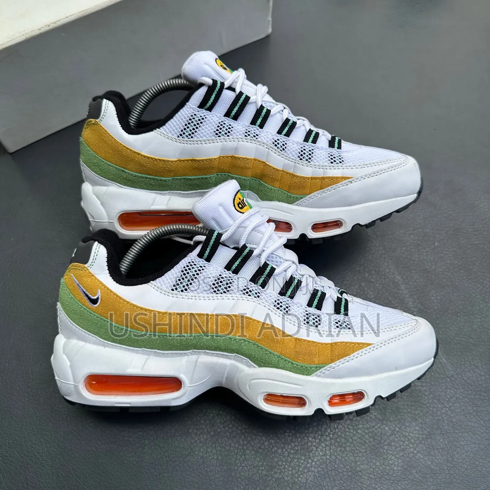 AIRMAX 95Size: 39, 40, 41, 42, 43, 44, 45Bei: 120,000/=