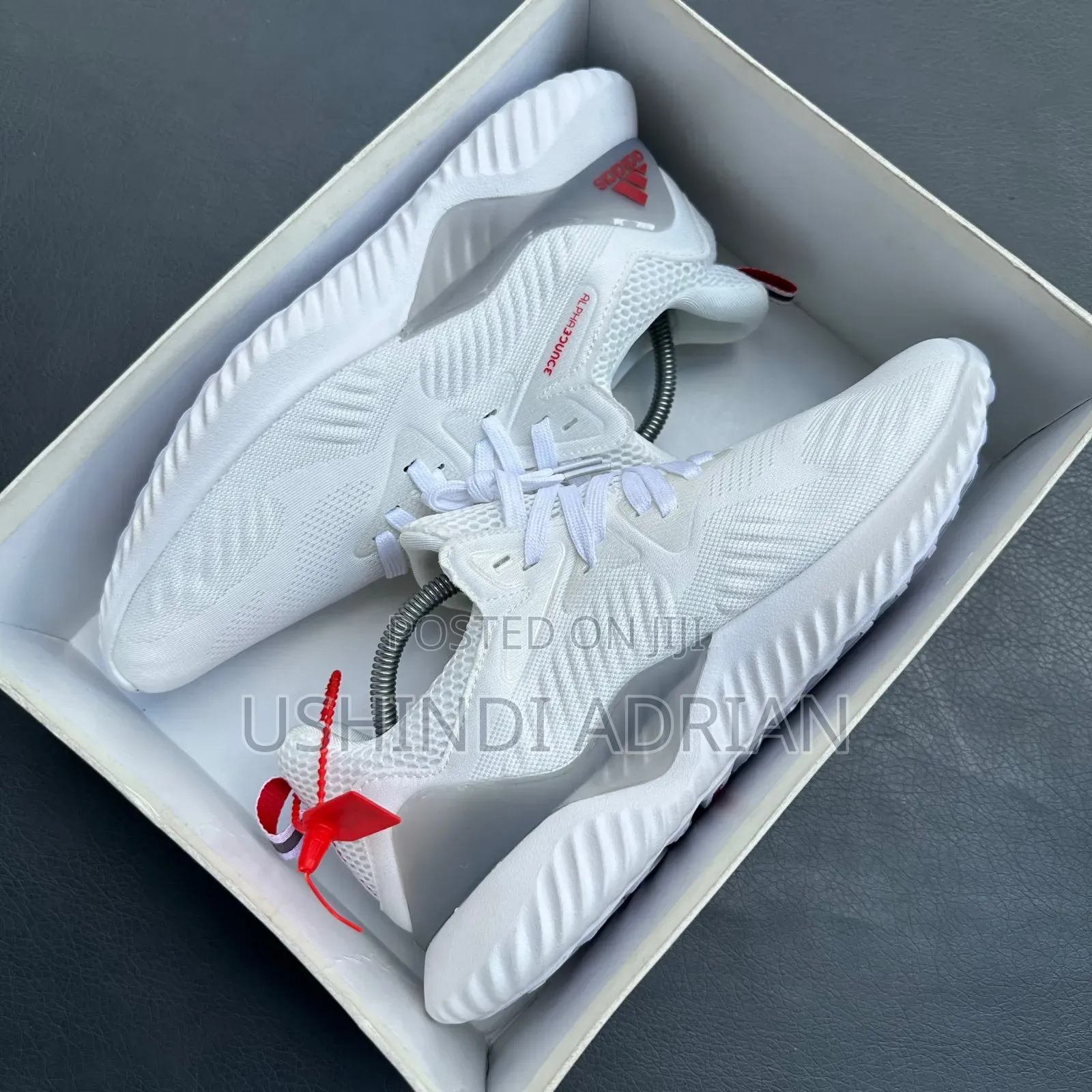 adidas Bounce Shoes
Size: 37 Hadi 45
Bei: 120,000/=
Karibuni Sana
