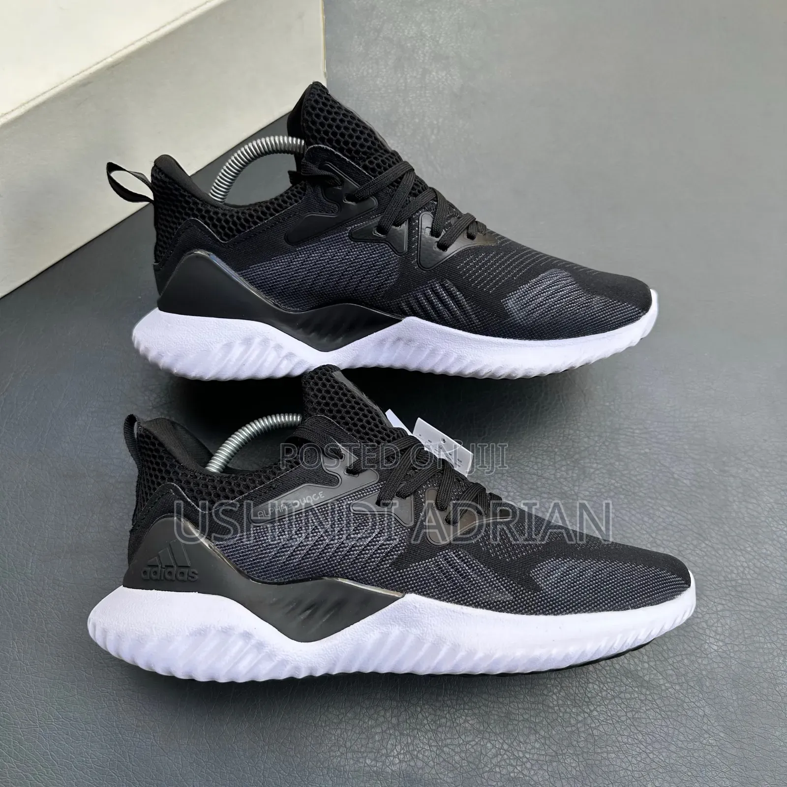 adidas Bounce Shoes
Size: 37 Hadi 45
Bei: 120,000/=
Karibuni Sana