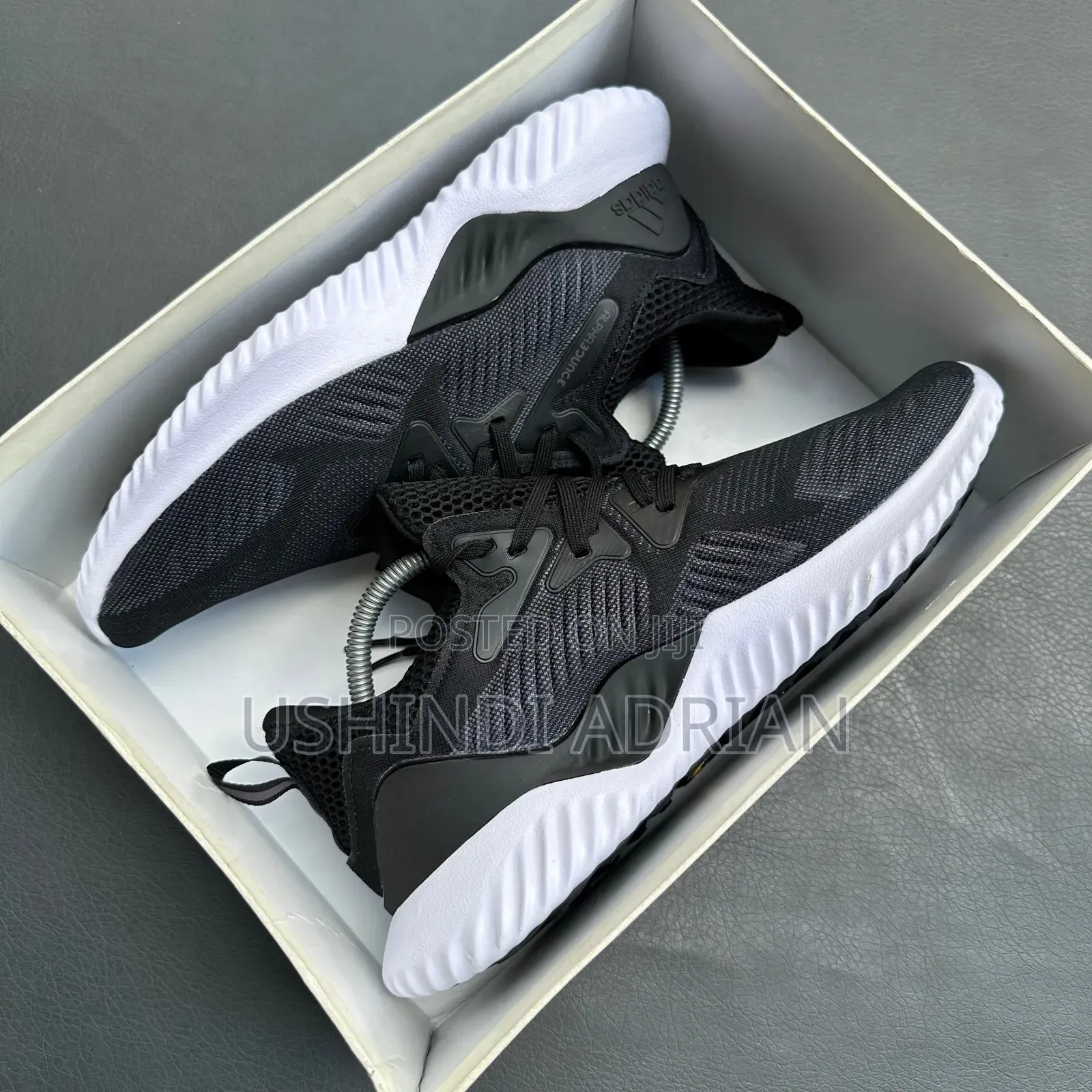 adidas Bounce Shoes
Size: 37 Hadi 45
Bei: 120,000/=
Karibuni Sana
