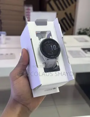 Brand New Garmin Forerunner 165 Music Smartwatch – Original
