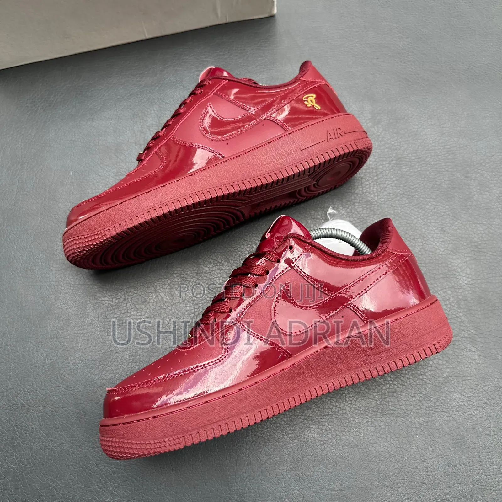 AIR FORCE CLASSICSize: 39, 40, 41, 42, 43, 44, 45Bei: TSh 120,000