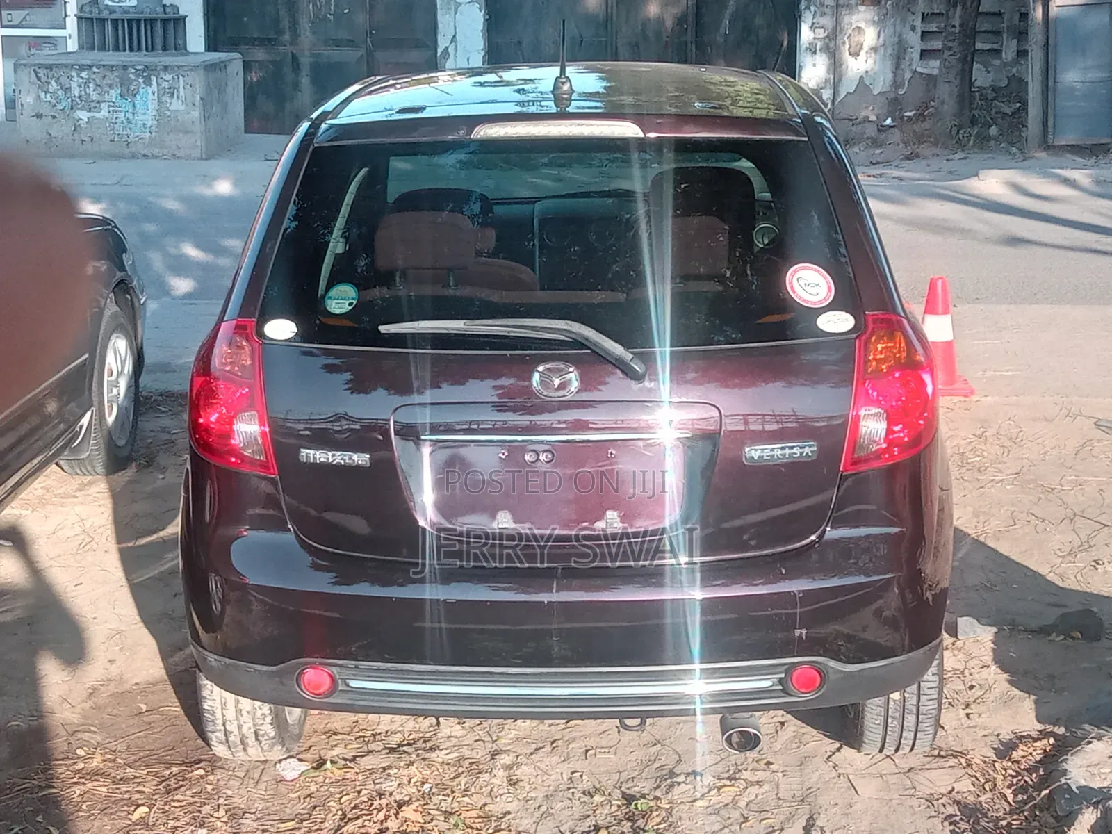 Mazda Verisa 2009 Maroon