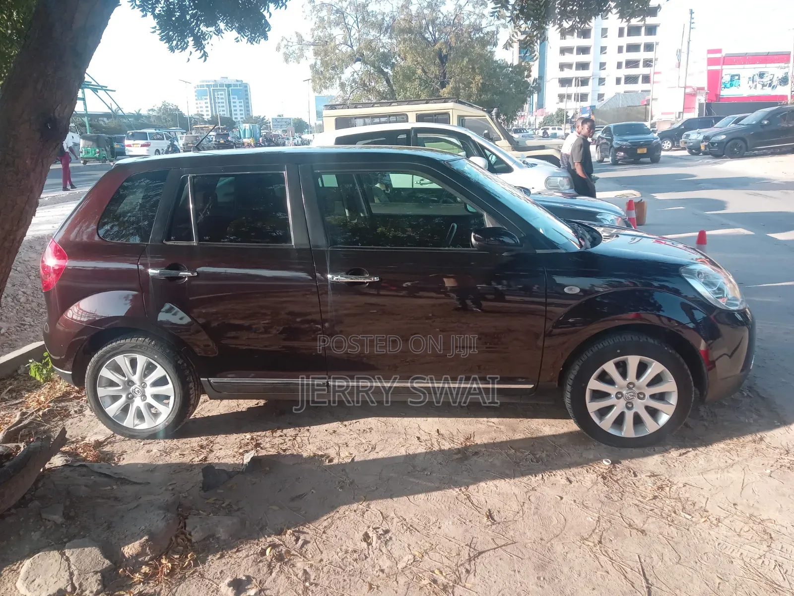 Mazda Verisa 2009 Maroon