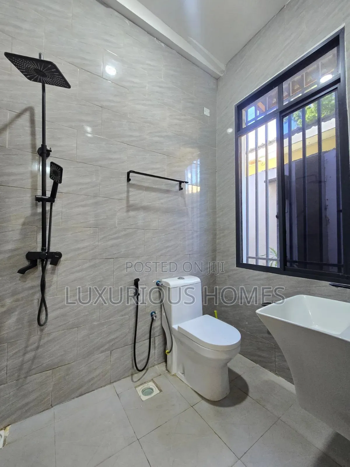 2bdrm House in Oyster Bay for rent