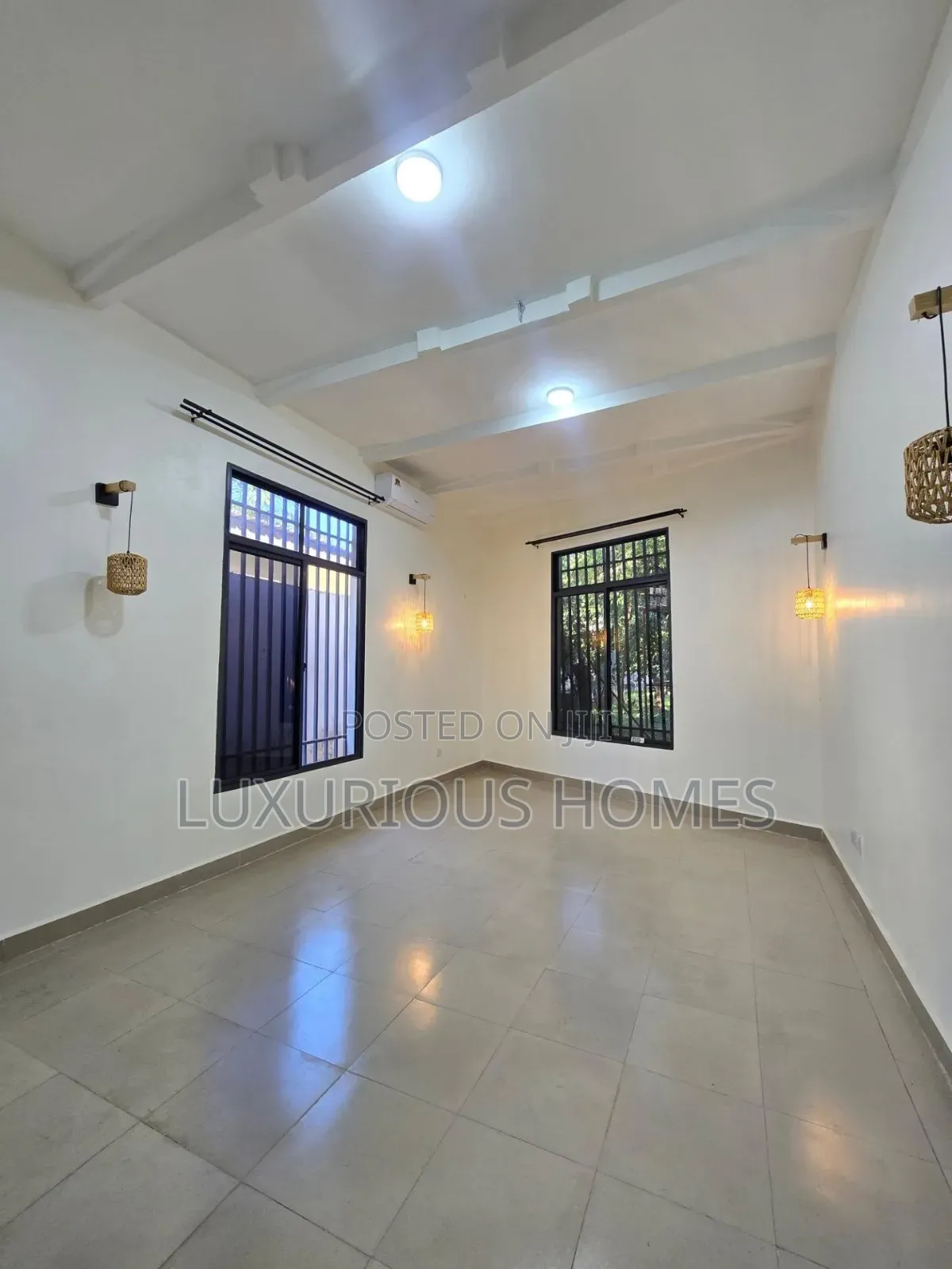 2bdrm House in Oyster Bay for rent