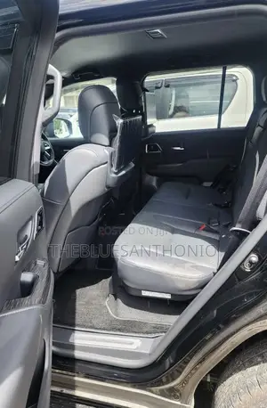 Toyota Land Cruiser 2025 Black