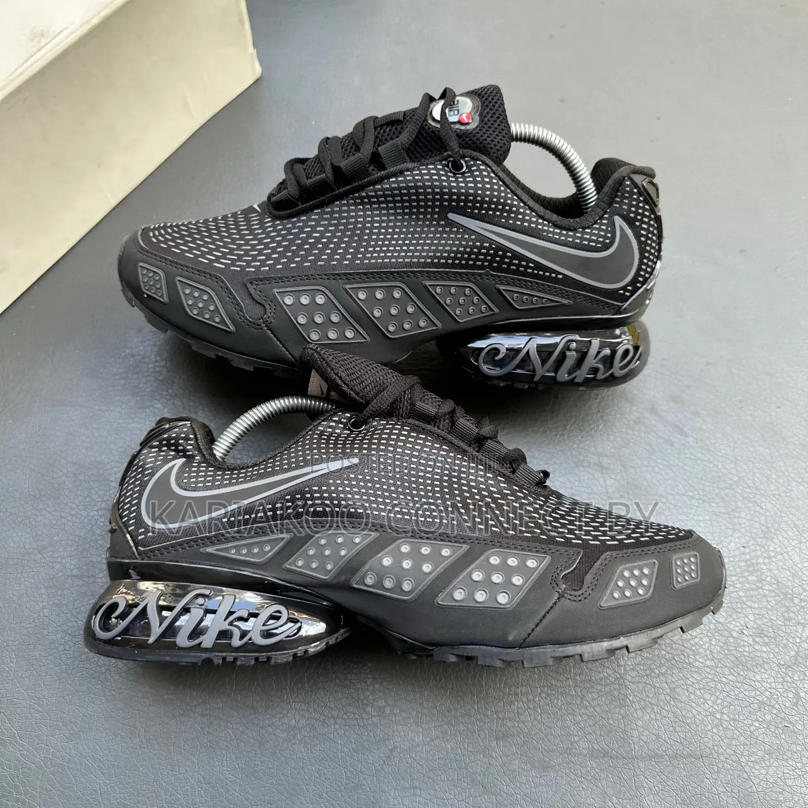 Nike Shox Script Logo Edition