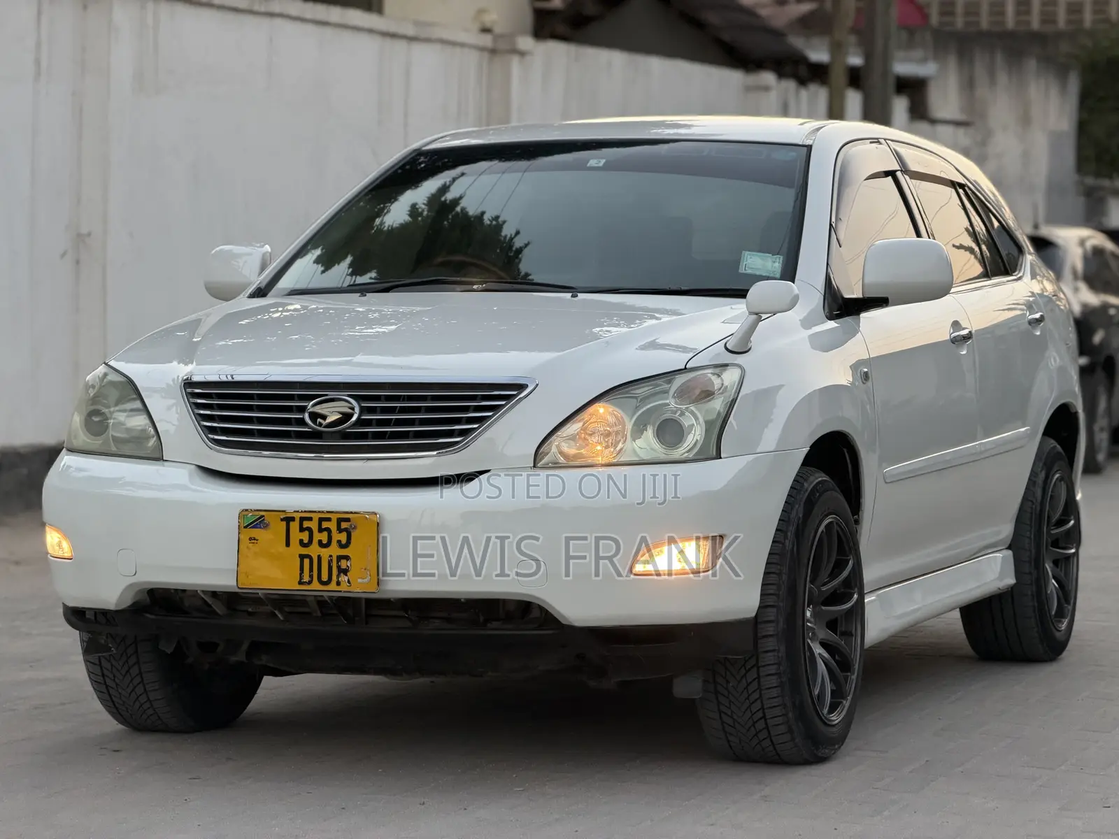 Toyota Harrier 2006 White