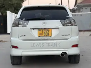 Toyota Harrier 2006 White