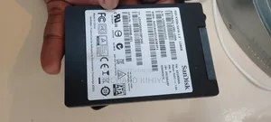 128gb SSD Sata.