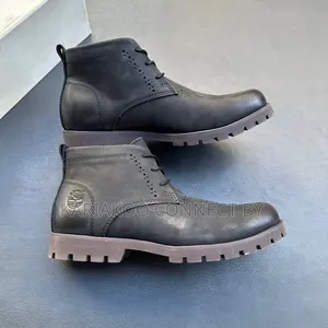 Timberland Leather Chukka Boots
