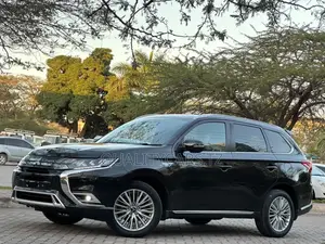 Mitsubishi Outlander 2.0 PHEV AWD 2018 Black