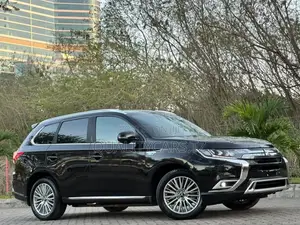 Mitsubishi Outlander 2.0 PHEV AWD 2018 Black