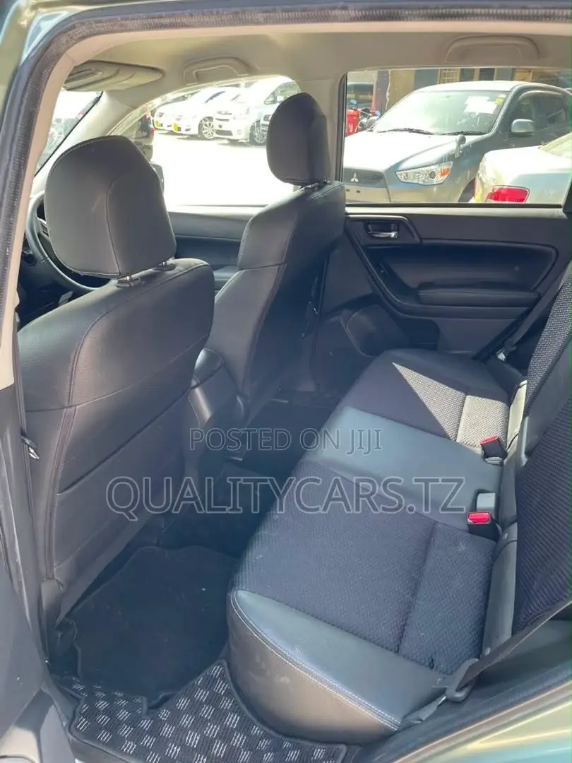Subaru Forester 2.0XT Premium 4dr SUV AWD (2.0L 4cyl Turbo CVT) 2015