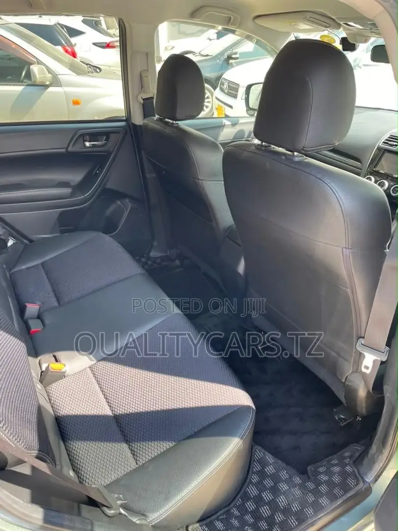 Subaru Forester 2.0XT Premium 4dr SUV AWD (2.0L 4cyl Turbo CVT) 2015