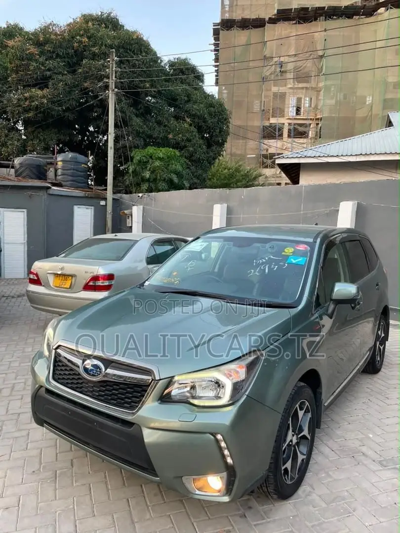 Subaru Forester 2.0XT Premium 4dr SUV AWD (2.0L 4cyl Turbo CVT) 2015