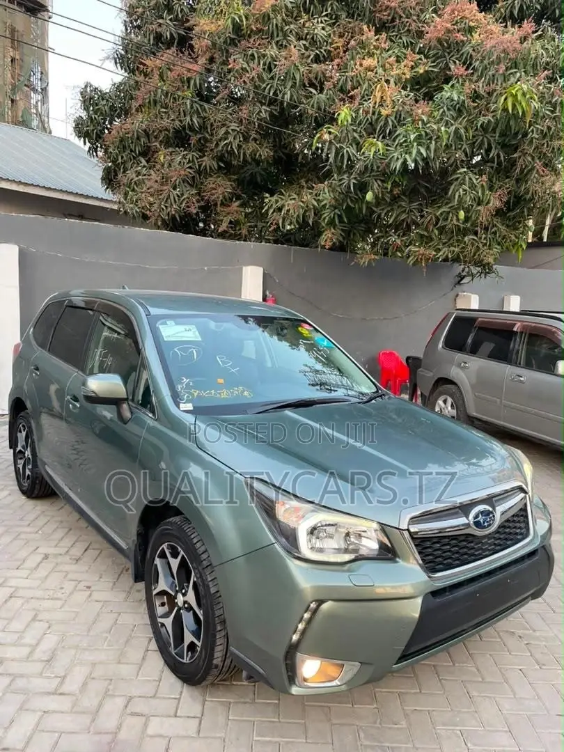 Subaru Forester 2.0XT Premium 4dr SUV AWD (2.0L 4cyl Turbo CVT) 2015