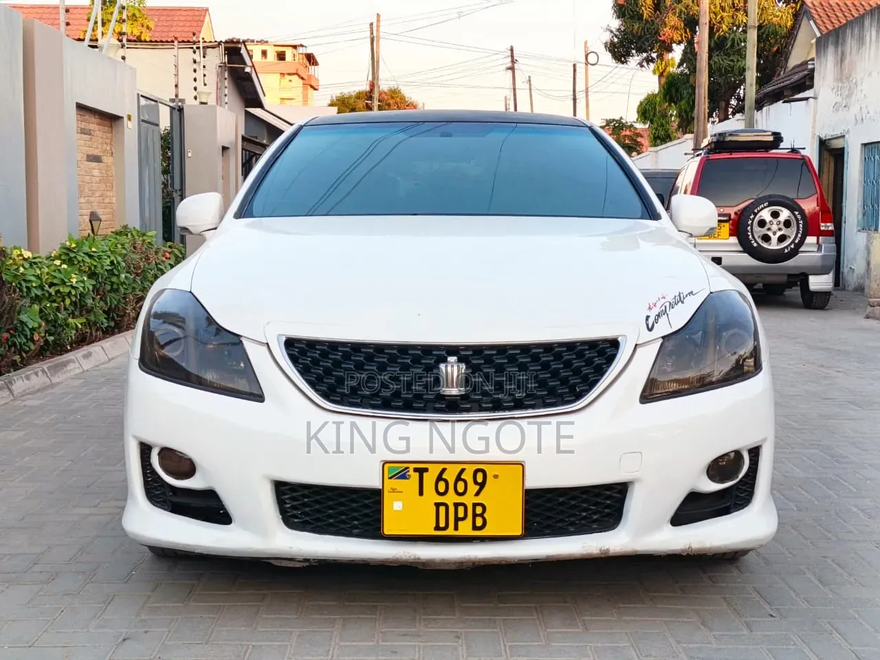 Toyota Crown 2009 White