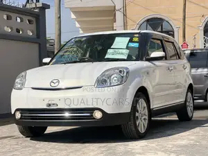 Mazda Verisa 2008 White
