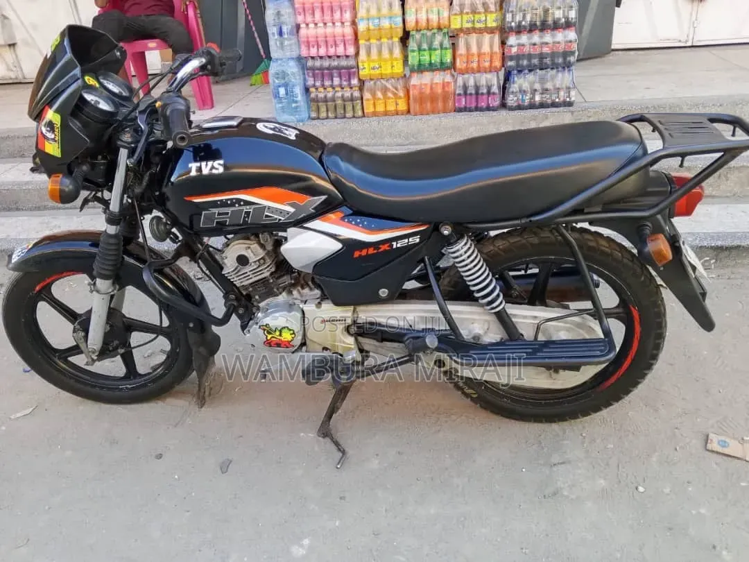 TVS HLX 125 2025 Black
