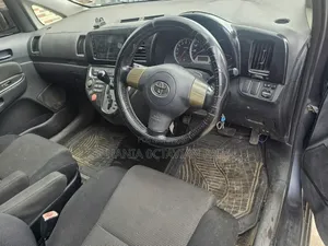 Toyota Wish 2005 Gray