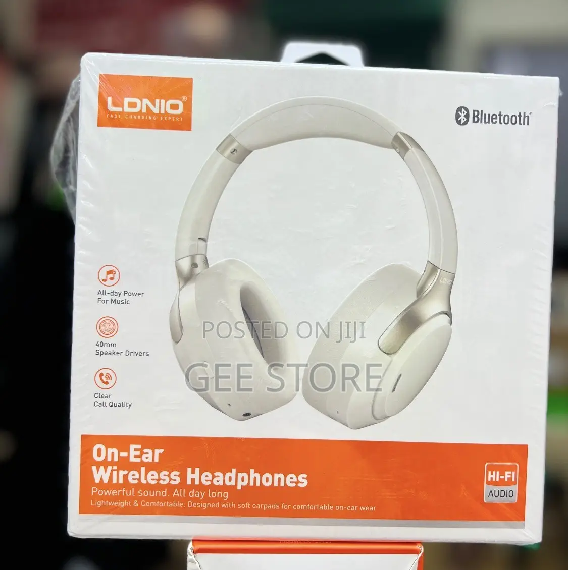 LDNIO Fast Charging Expert on-Ear Wireless Headphones